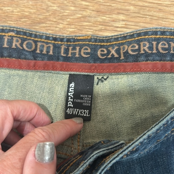 Prana Men’s Size 40x32 Straight Leg Jeans Blue Dark Wash Denim Outdoor Stretch - Picture 9 of 12